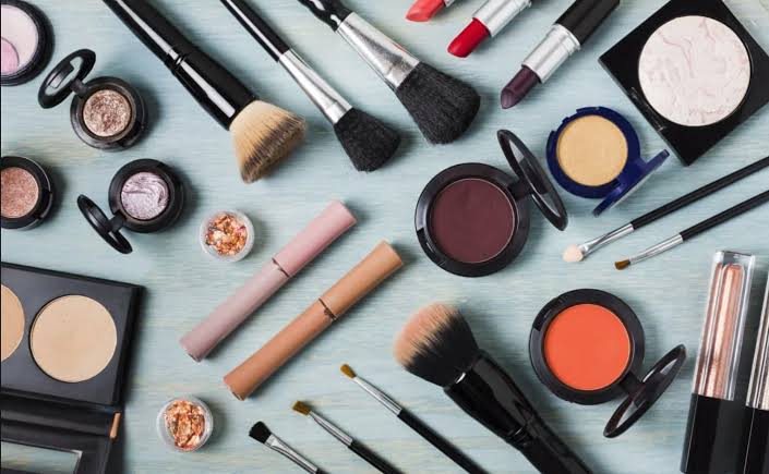 BPOM Ungkap Kosmetik Berisiko Kanker Kulit, Paling Banyak Dijual Online!