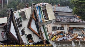 Kondisi Jepang Yang Porak Poranda Diguncang Gempa 7,6 SR